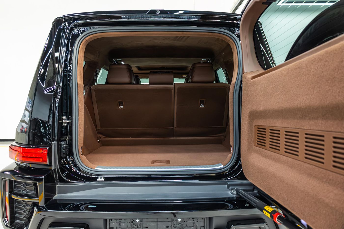 GWM Tank 700 V6 gallery image 9