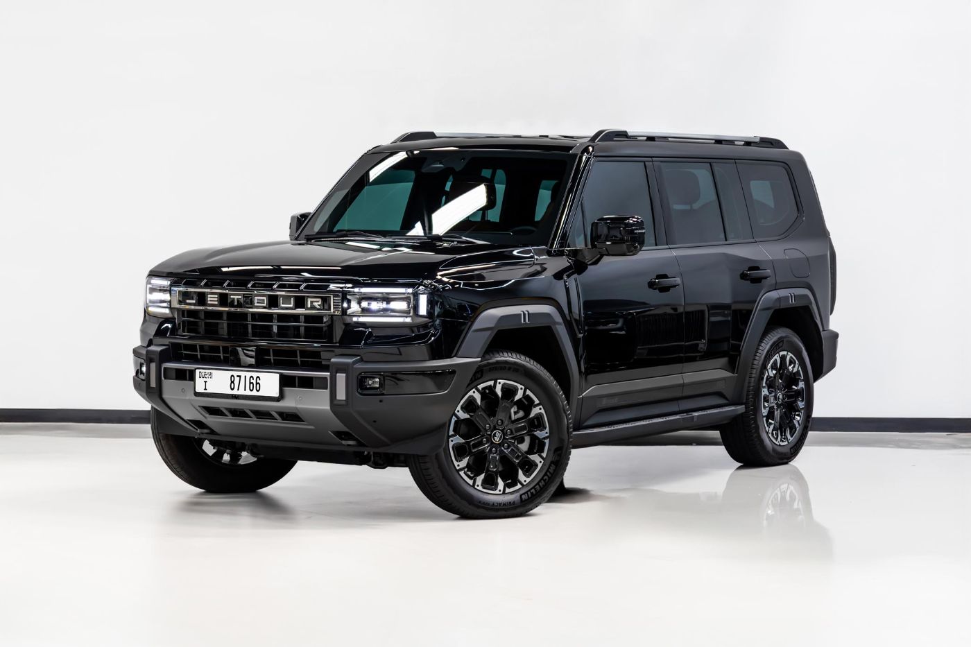 Jetour G700 Luxury luxury car rental in Dubai